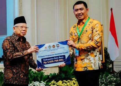 Pj. Bupati Heri Terima Penghargaan Kategori Daerah Berkinerja Baik