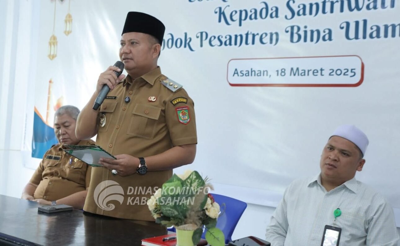 Wabup Asahan Rianto sampaikan kata sambutan saat membuka Edukasi Pasar Modal Syariah