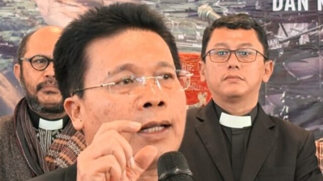 Ephorus HKBP Pdt Victor Tinambunan berkeras agar TPL ditutup